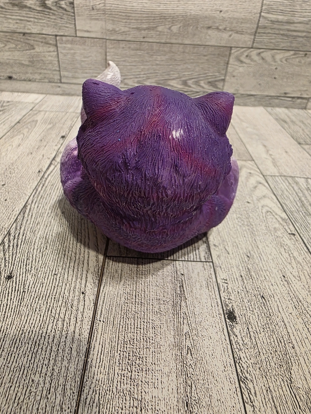 Purple Cat Shaped Ashtray - Picture 3 of 4